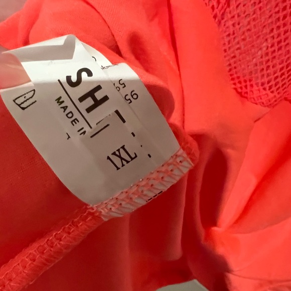 Pink tank top 1X - Picture 3 of 3